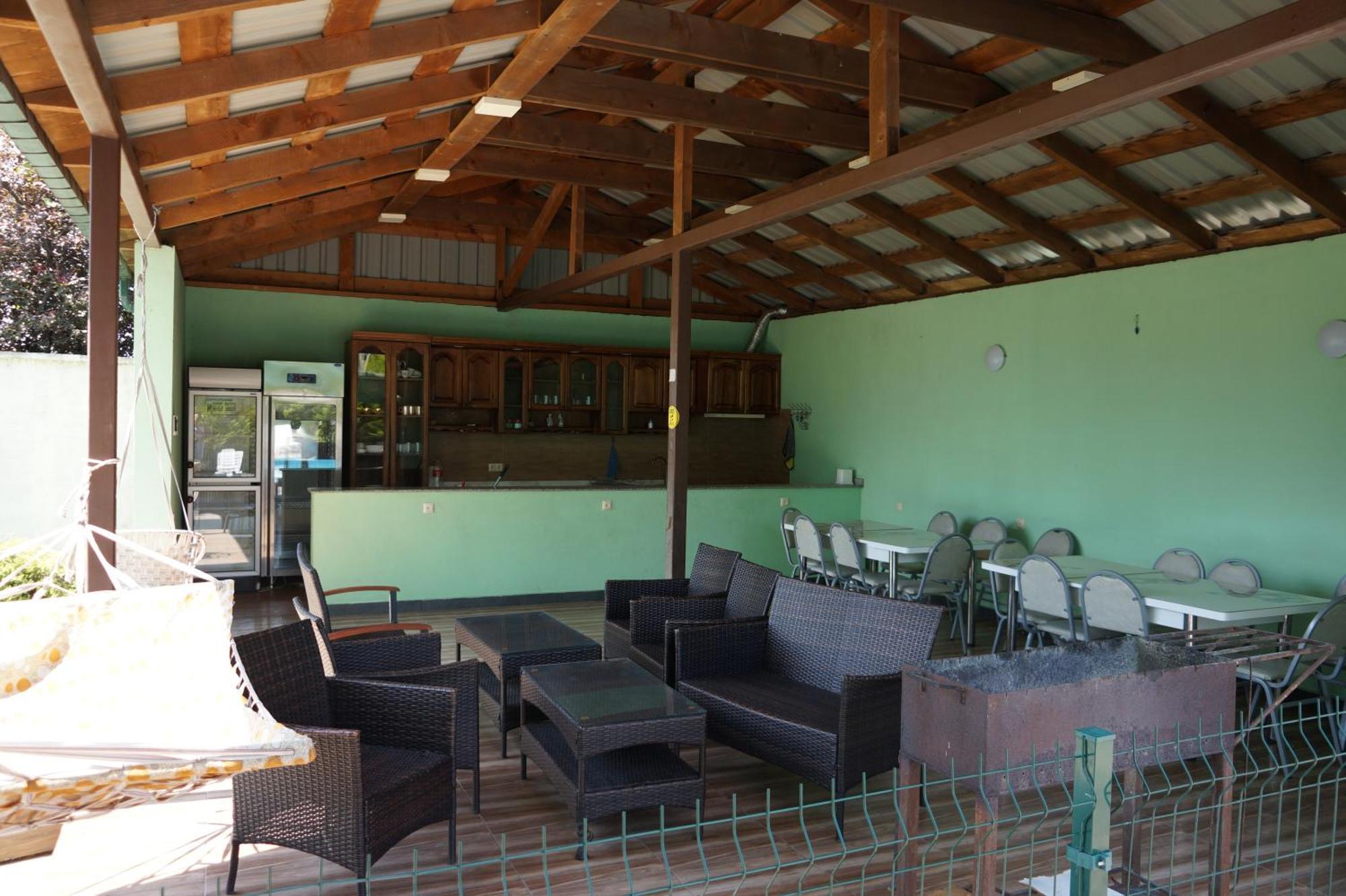 Villa Qero Batumi Eksteriør billede