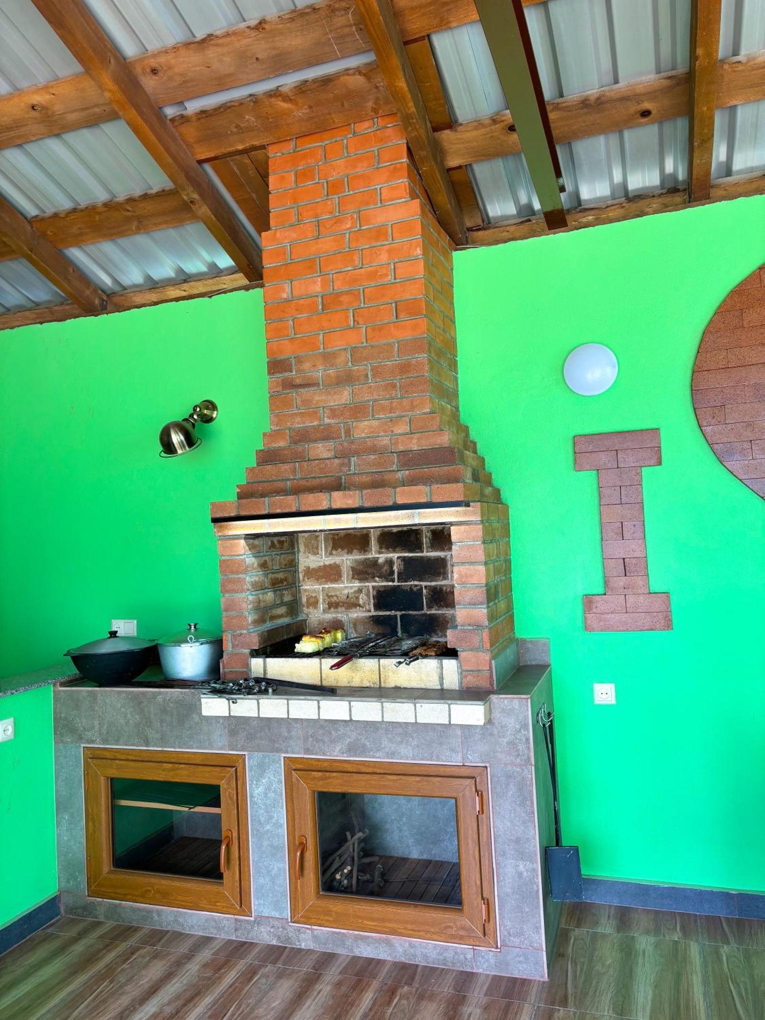 Villa Qero Batumi Eksteriør billede