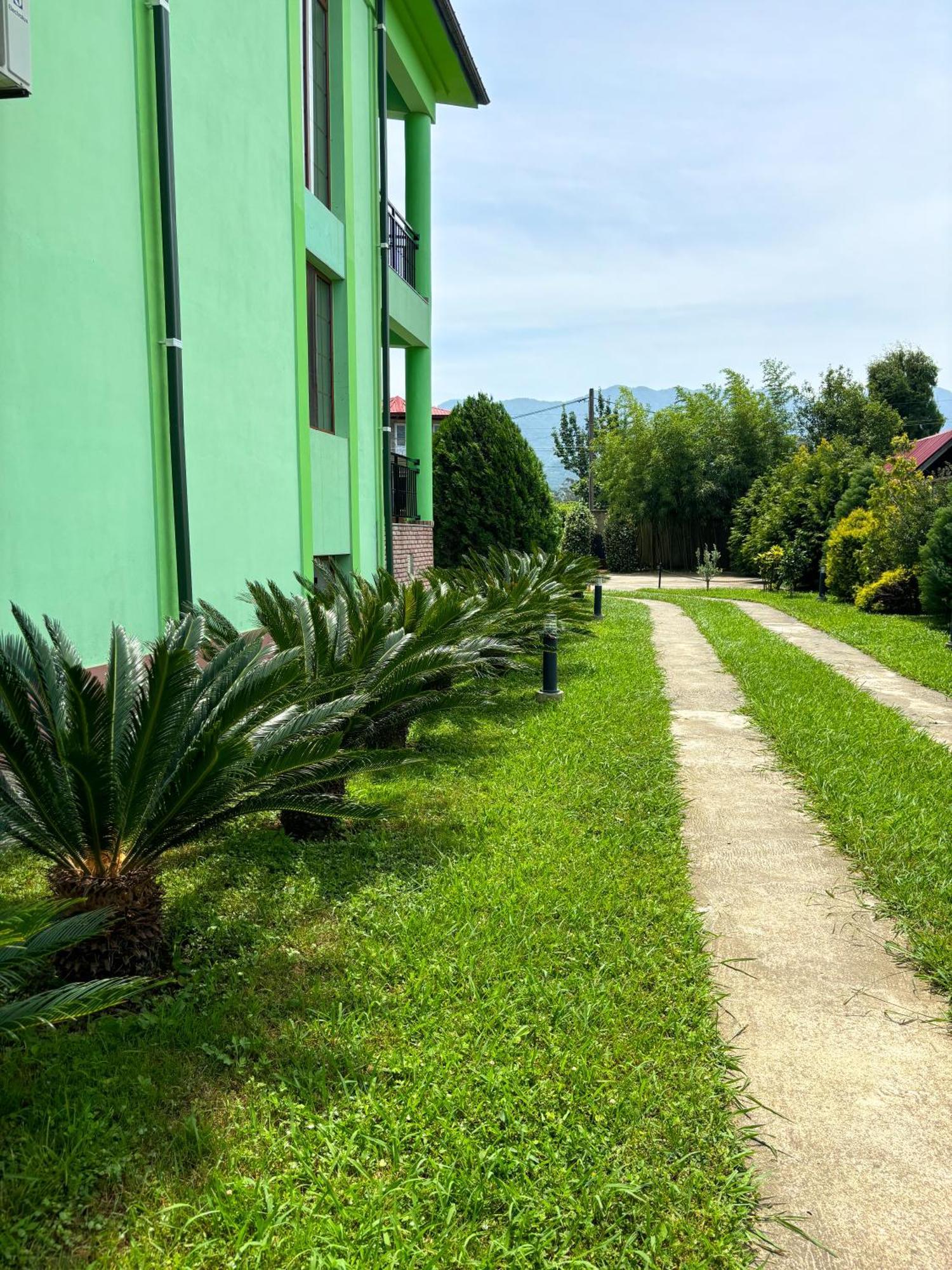 Villa Qero Batumi Eksteriør billede